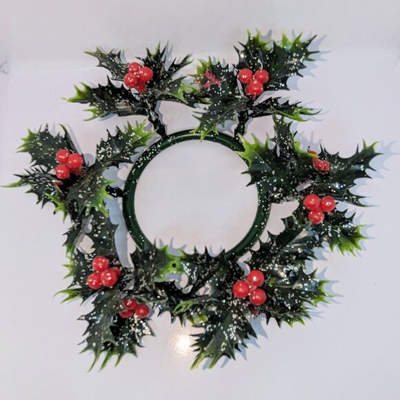 Vtg Avon Holiday Candle Dish With Floral Medley Taper Candle & Wreath - Picture 3 of 7